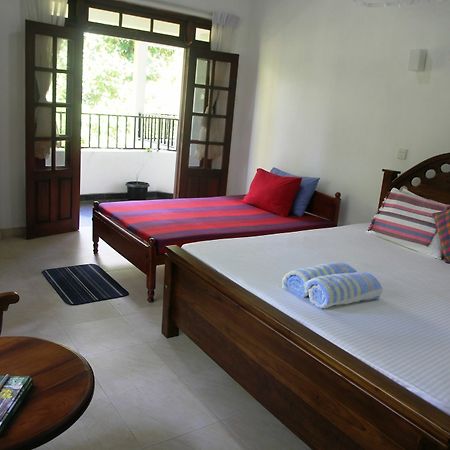 River Side Homestay Apartment Kandy Exterior foto